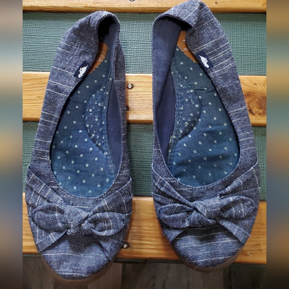 Rocket Dog Denim Blue Variegated Striped Flats with Bow Detail, Size 8